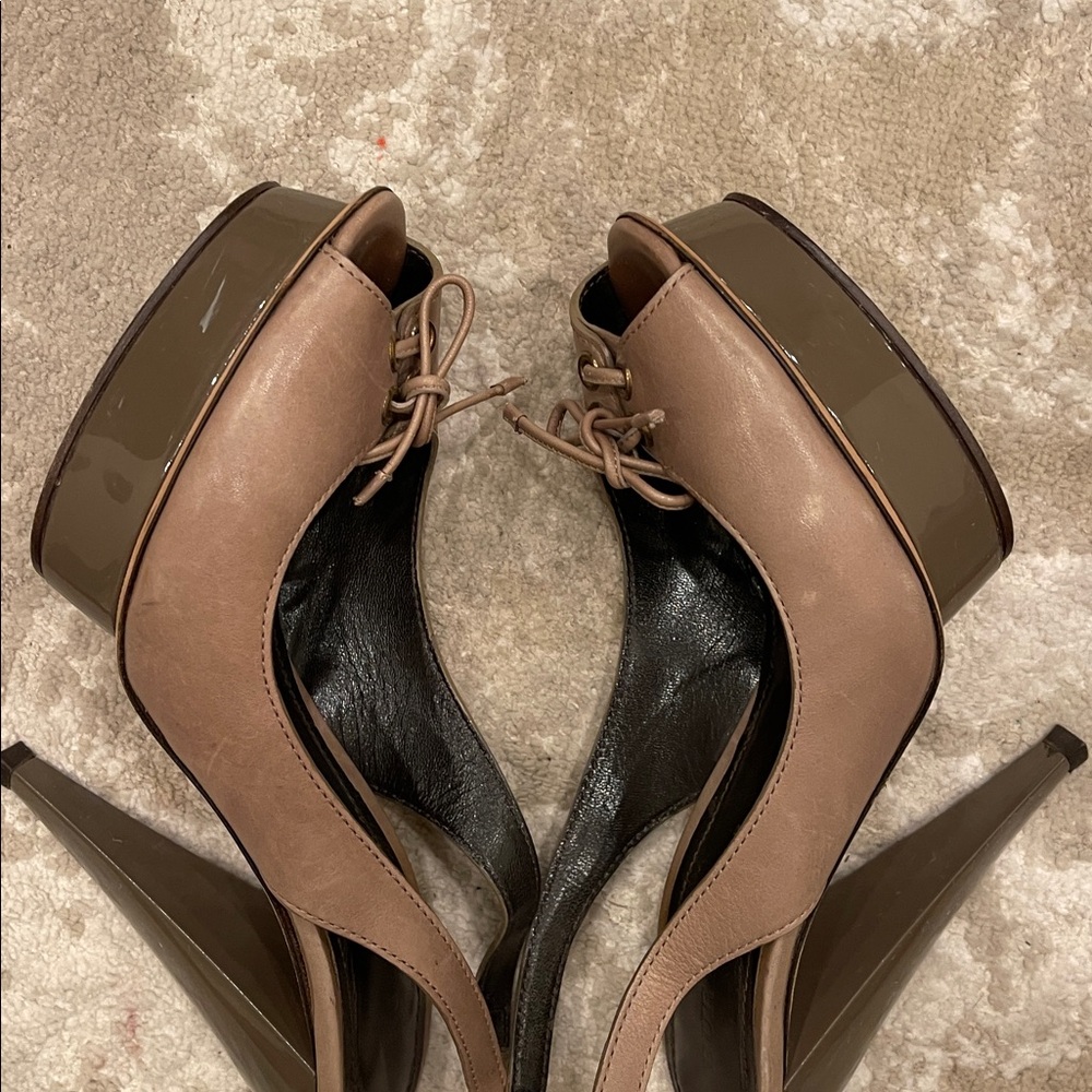 Burberry leather slingback high heel sandal size 39 - Picture 4 of 13